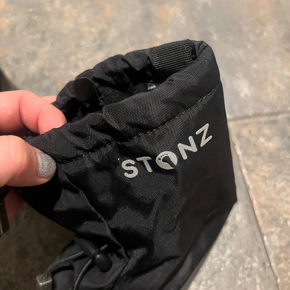 STONZ toddler booties